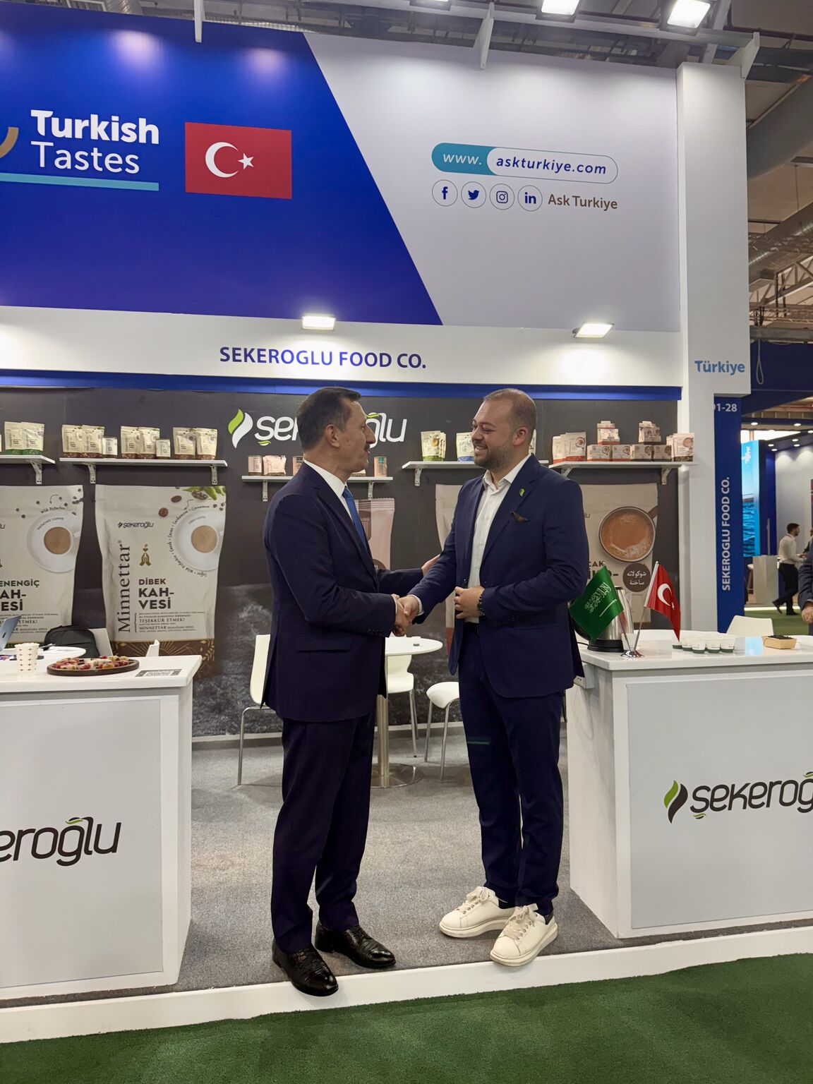 Türkiye’nin Riyad Büyükelçisi Prof. Dr. Emrullah İşler, Saudi Food Show 2025 Standımızı Ziyaret Etti